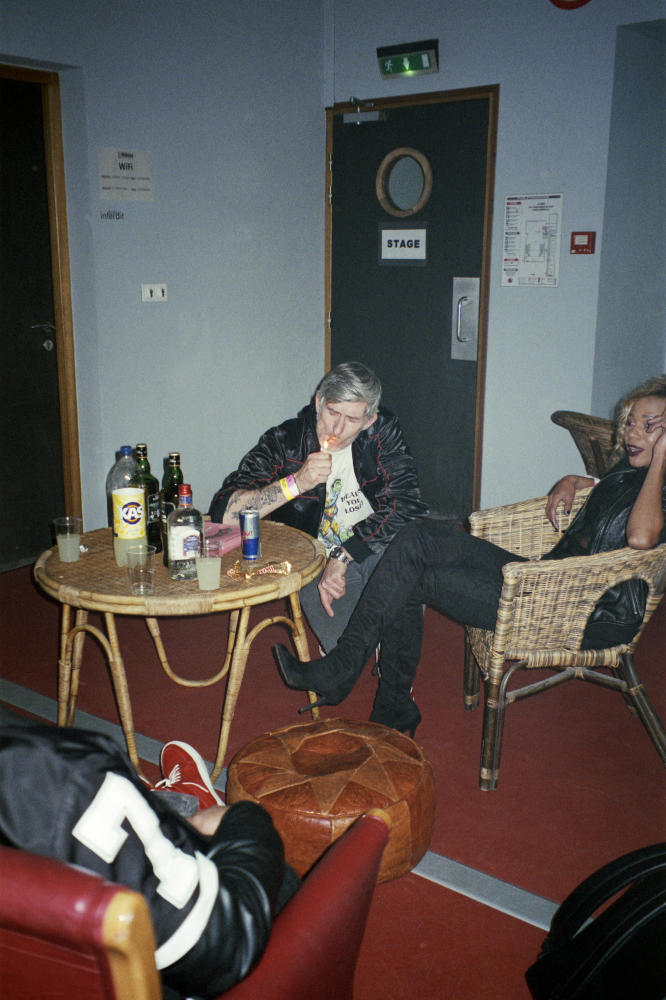 http://paulinehisbacq.com/files/gimgs/44_wopss22.jpg